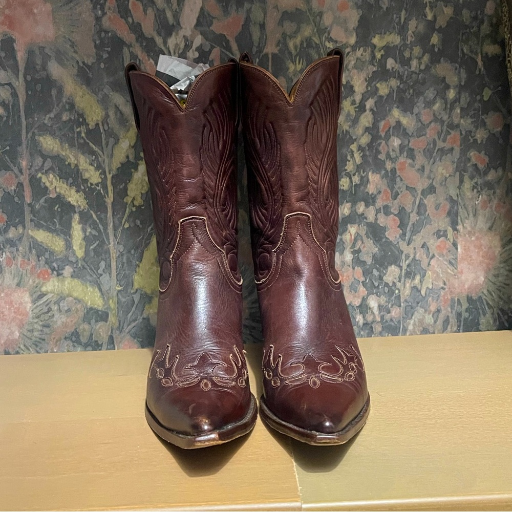 Lucchese Charlie horse boots